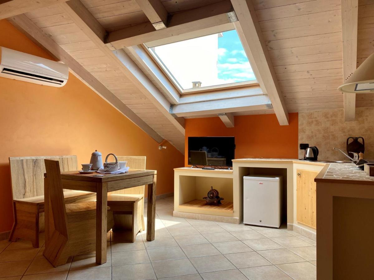 Bed and Breakfast La Chiocciola Momo Экстерьер фото