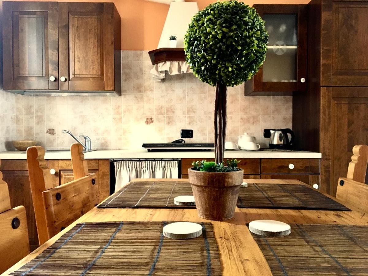 Bed and Breakfast La Chiocciola Momo Экстерьер фото